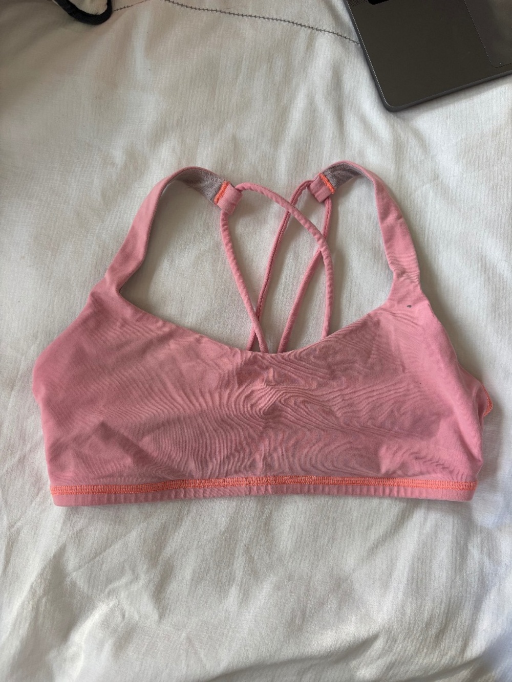 Lululemon Coral Pink Free to Be Bra | Size 6